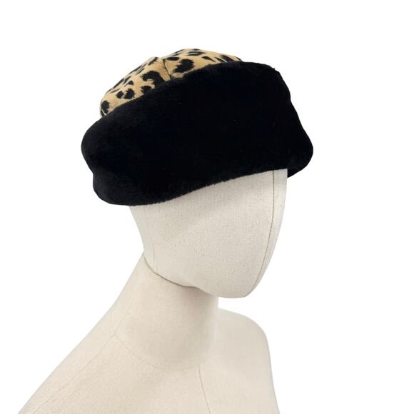 Liz Claiborne Accessories - Vintage 90s Liz Claiborne Leopard Black Plush Cossack Hat